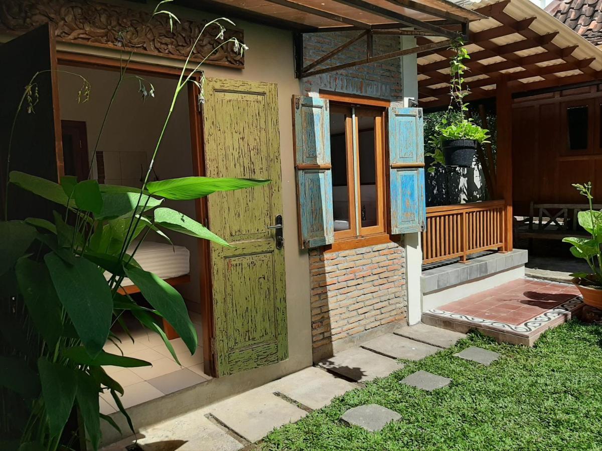 Rumah566 Yogyakarta Exterior photo